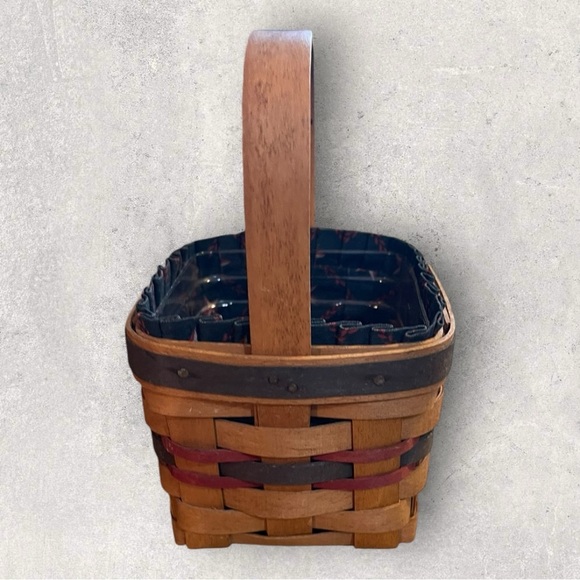 Longaberger 1993 Inaugural Basket w/ Liner & Protector - Picture 5 of 7
